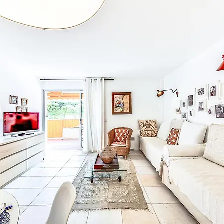 Les Patios-2 By Interhome * Сен-Тропе
