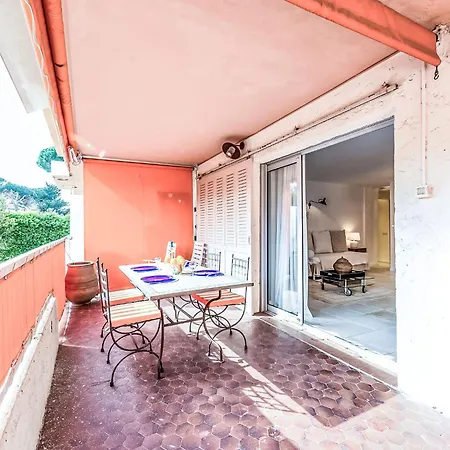 Апартаменты Les Patios-2 By Interhome *
